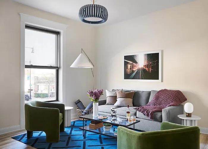 The Neighborhood - Lincoln Park Lp Hotel Chicago