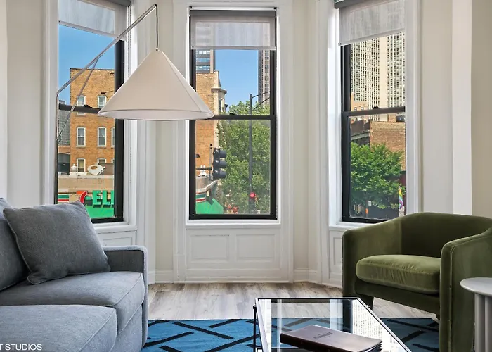 Hotel The Neighborhood - Lincoln Park Lp *